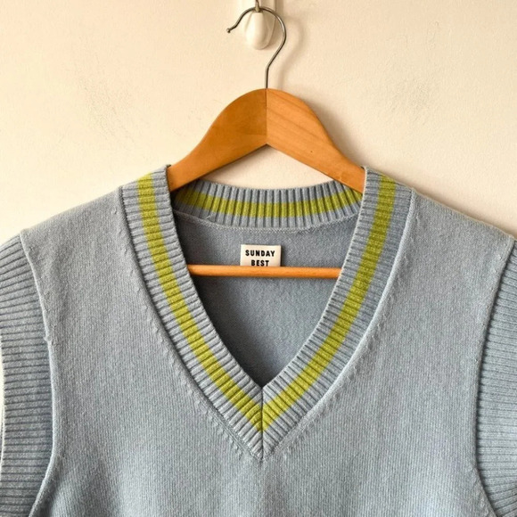 Aritzia Sunday Best Quinn Wool Blend Knit Sweater  Vest Light Blue Green Large - Picture 4 of 8
